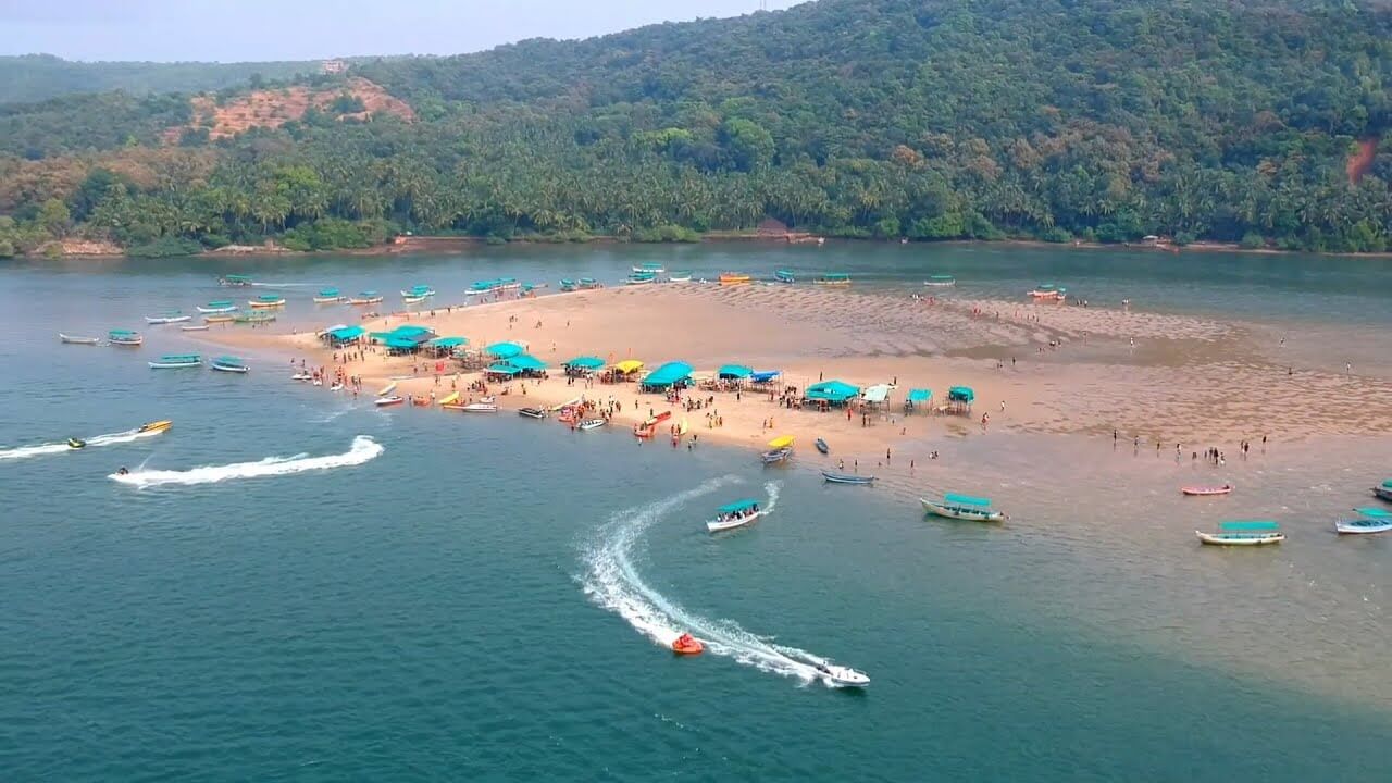 femous-destination-Tsunami-Island-1
